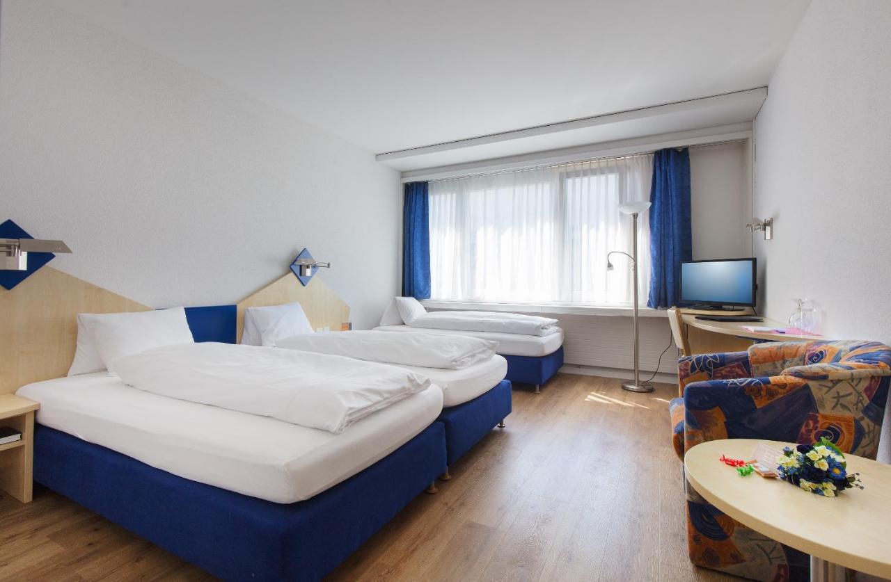 Hotel Blumenstein Self-Check In フラウエンフェルト エクステリア 写真
